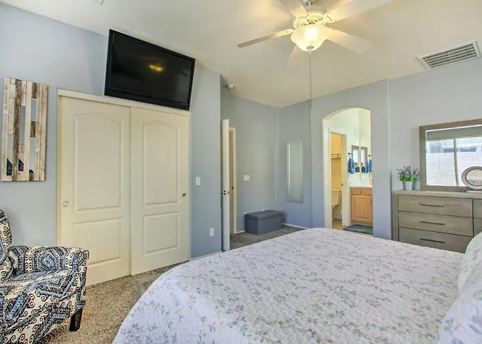 Pool Access! Snowbird Retreat In North Phoenix Holiday home Anthem