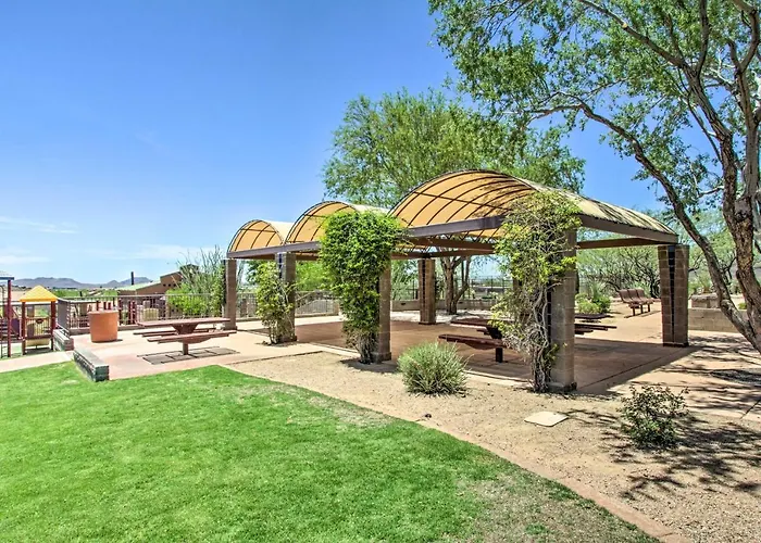 Pool Access! Snowbird Retreat In North Phoenix *